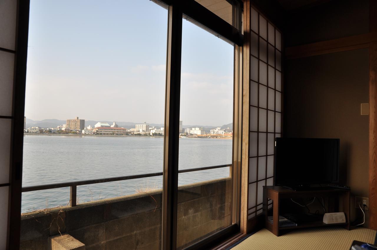 Riverside Hotel Karatsu Castle Extérieur photo